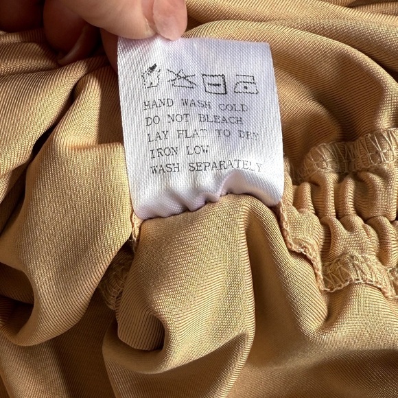 NWT Superdown Cory Ruched Side Mini Dress Nude Small S Neutral Closet Staple - Picture 11 of 12